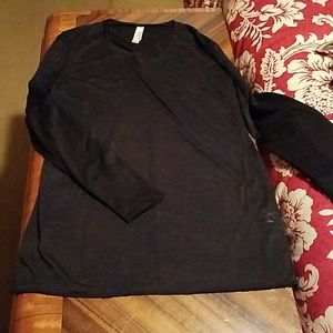 Women's long sleeve pull over